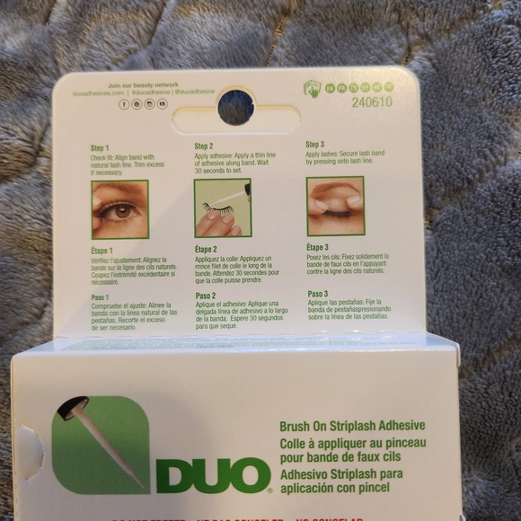 🍀DUO Brush On Strip Lash Adhesive - Picture 2 of 2